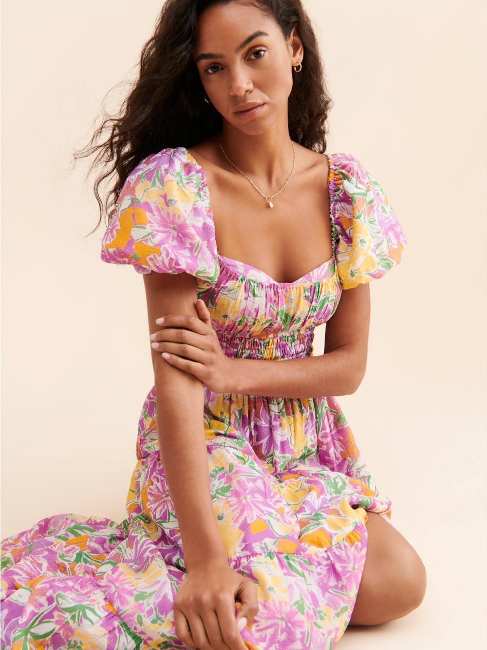 Astr Florentina Floral Puff-Sleeve Midi Dress in Pink, Orange, Yellow and Green - Picture 6 of 14